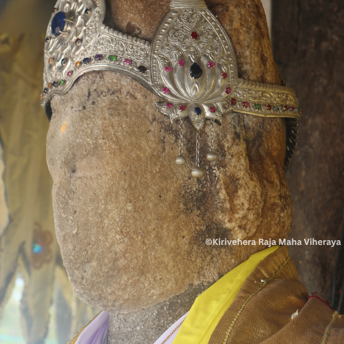 The Mahasen Devalaya statue at Kirivehera