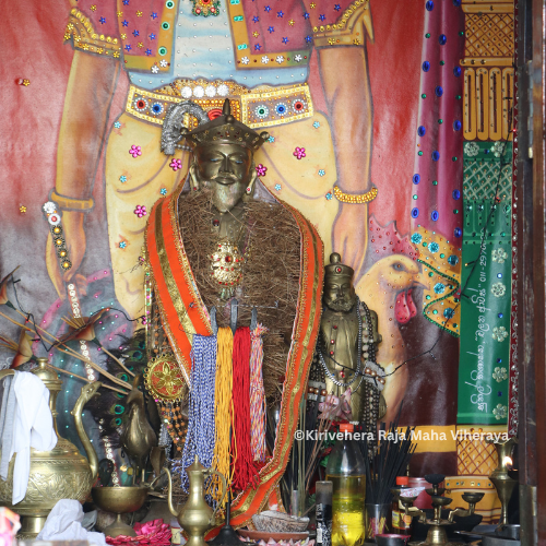 The Dedimunda Devalaya statue at Kirivehera